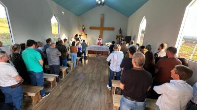 Inauguração de Capela dedicada a Santa Bárbara marca momento de fé em Laranjeiras do Sul